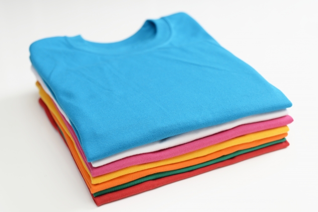 folded t shirt